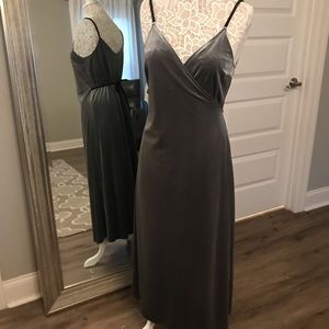 Who What Wear Size Medium Midi Velvet dress